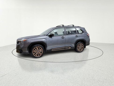 Used 2025 Subaru Forester Sport image 4