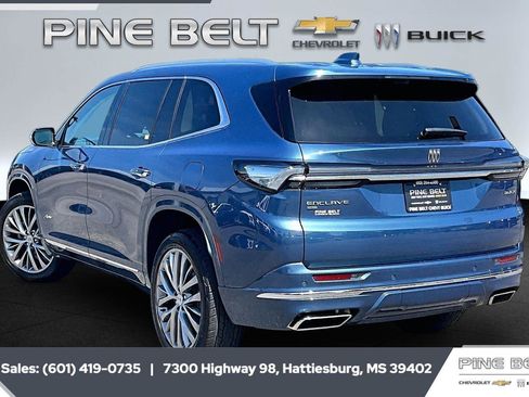 New 2026 Buick Enclave Avenir w/ Super Cruise Package AWD/4WD image 2