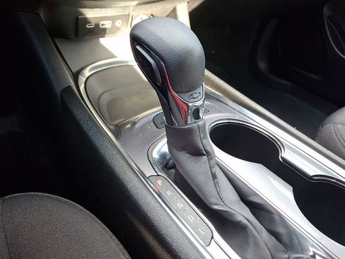 Used 2024 Chevrolet Malibu LT image 10