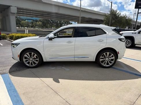Used 2022 Buick Envision Avenir w/ Technology Package II FWD image 4