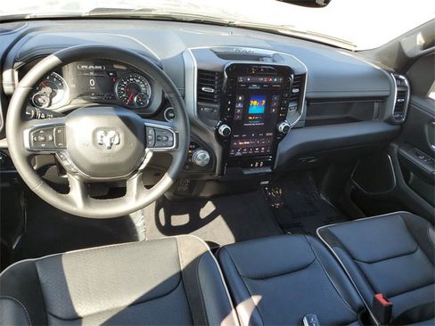 Used 2025 RAM 1500 Laramie image 10