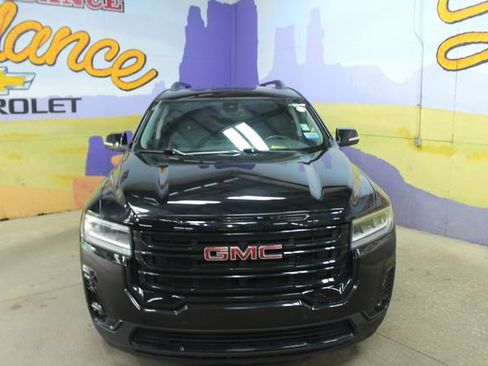 Used 2021 GMC Acadia SLT w/ Elevation Edition AWD/4WD image 3