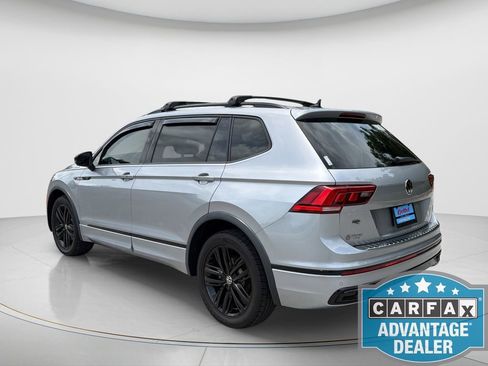Certified 2022 Volkswagen Tiguan SE R-Line FWD image 4