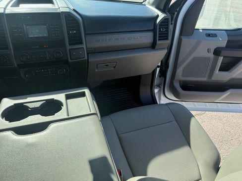 Used 2019 Ford F550 4X4 4dr SuperCab 167.9 191.9 i image 34
