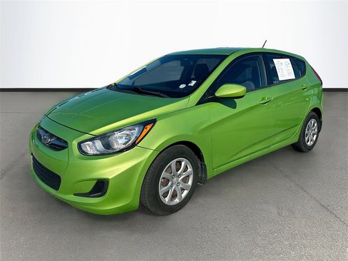 Used 2014 Hyundai Accent GS image 3