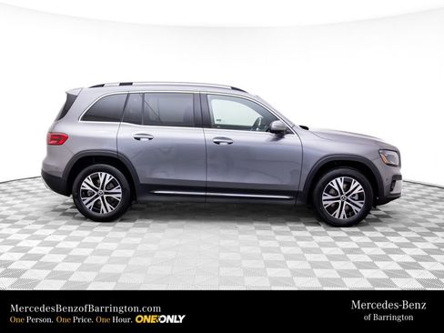 New 2026 Mercedes-Benz GLB 250 4MATIC image 7