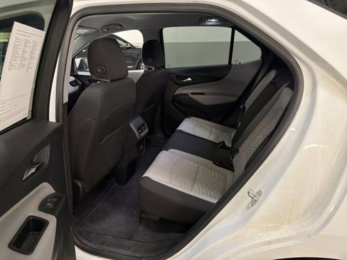 Used 2021 Chevrolet Equinox LT FWD image 8