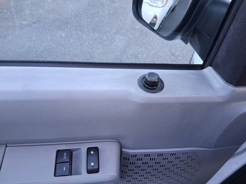 Used 2014 Ford E-150 and Econoline 150 w/ Power Group image 13