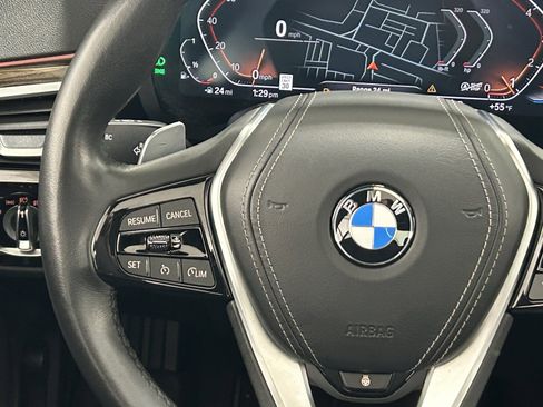 Used 2023 BMW 530i xDrive w/ Premium Package image 11