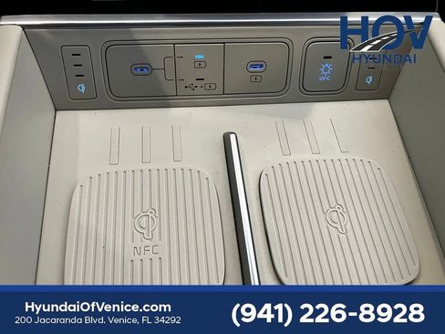 Used 2024 Hyundai Santa Fe Calligraphy image 27