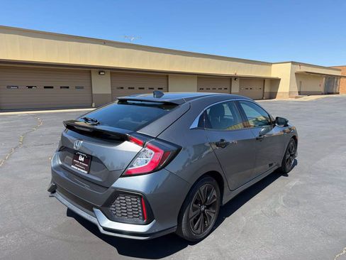 Used 2018 Honda Civic EX image 7