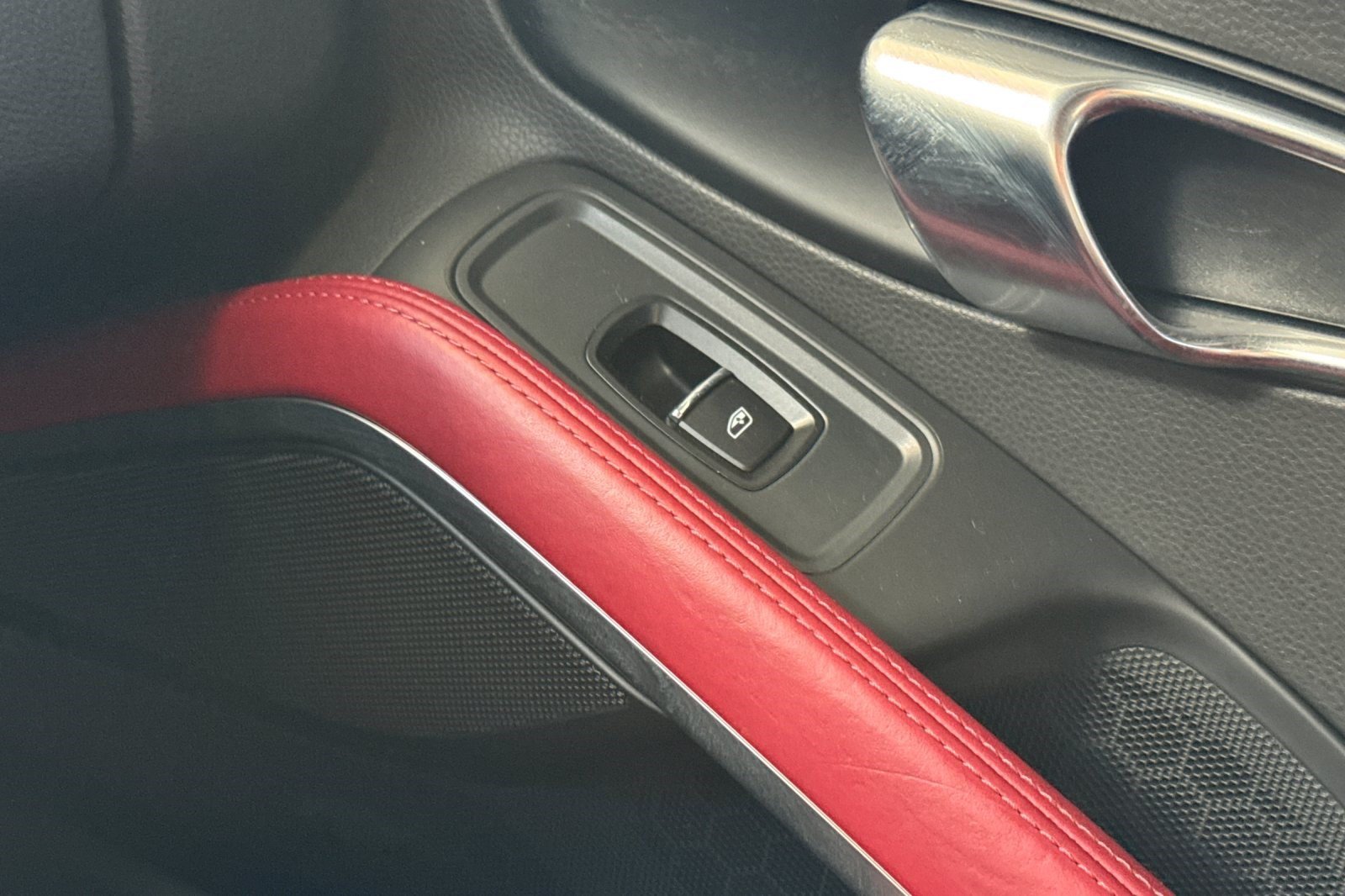 Used 2019 Porsche 718 Cayman S RWD image 37