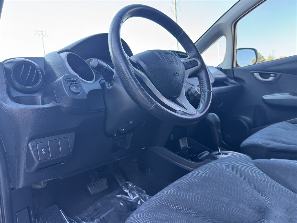 Used 2011 Honda Fit Sport image 99