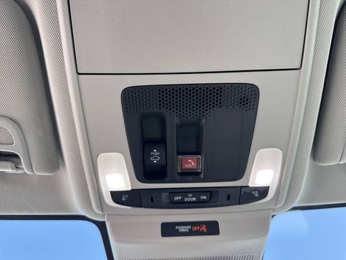 Used 2023 Honda Accord EX image 38