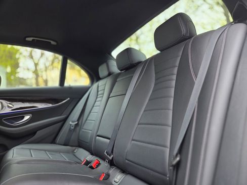 Used 2022 Mercedes-Benz E 350 4MATIC Sedan image 25