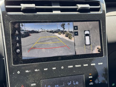 Used 2022 Hyundai Tucson Limited FWD image 16