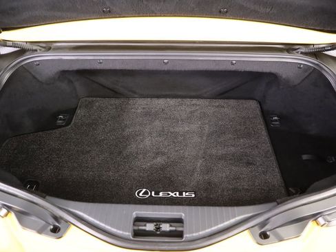 Used 2021 Lexus LC 500 Convertible image 34