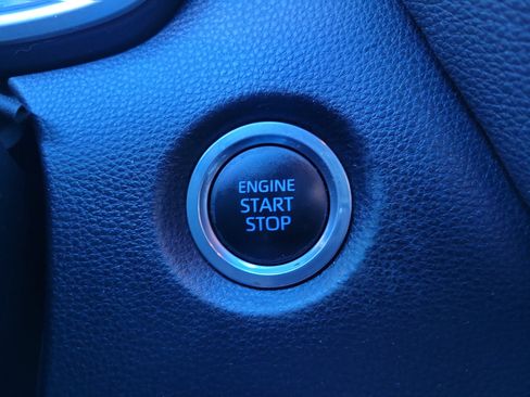 Used 2019 Toyota Corolla SE image 20