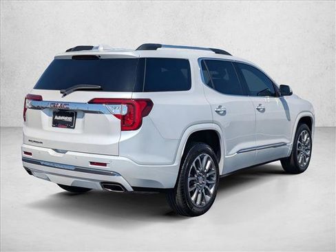 Used 2023 GMC Acadia Denali w/ Denali Technology Package FWD image 5