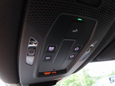 Used 2024 Porsche Cayenne Coupe image 45