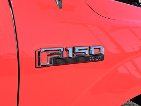 Used 2016 Ford F150 XLT image 11