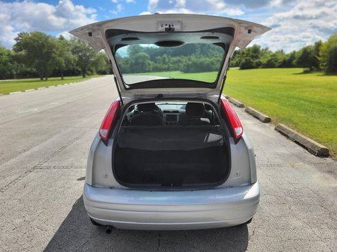 Used 2005 Ford Focus SE image 9