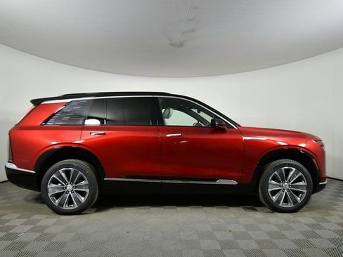 New 2026 Cadillac Vistiq Luxury w/ LPO, Floor Liner Package image 6