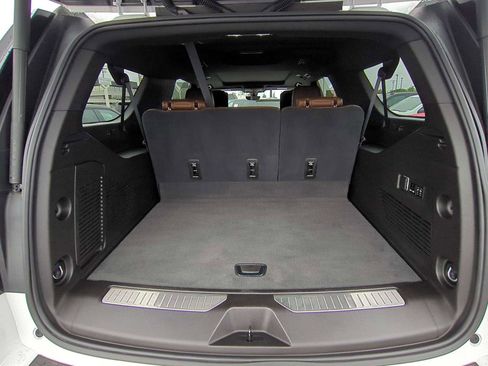Used 2021 Chevrolet Suburban High Country image 26