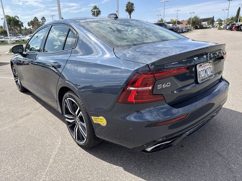Used 2022 Volvo S60 T8 R-Design Expression w/ Premium Package image 3