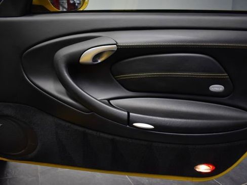 Used 2003 Porsche 911 Carrera 4S image 22