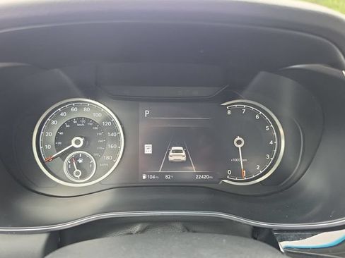 Used 2025 Genesis G70 2.5T RWD image 17