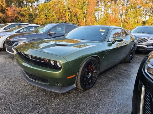 Used 2018 Dodge Challenger R/T Scat Pack w/ Leather Interior Group image 4