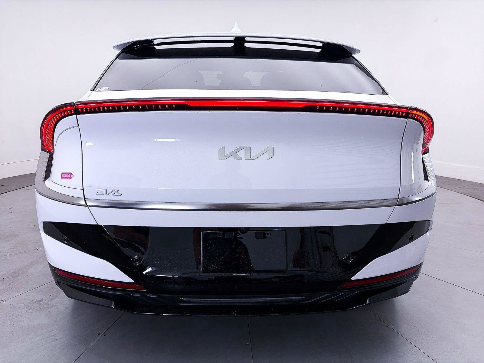 Used 2025 Kia EV6 Wind RWD image 15