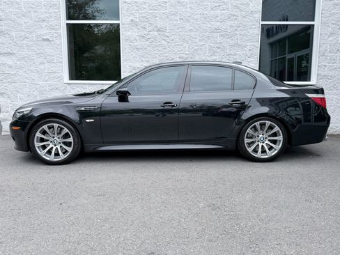 Used 2008 BMW M5 RWD image 5
