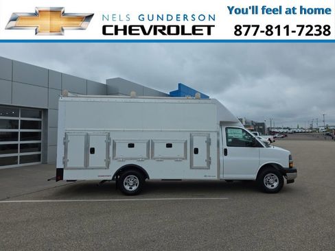 New 2025 Chevrolet Express 3500 w/ Power Convenience Package RWD image 7