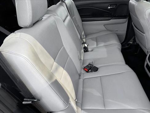 Used 2016 Honda Pilot EX-L image 19