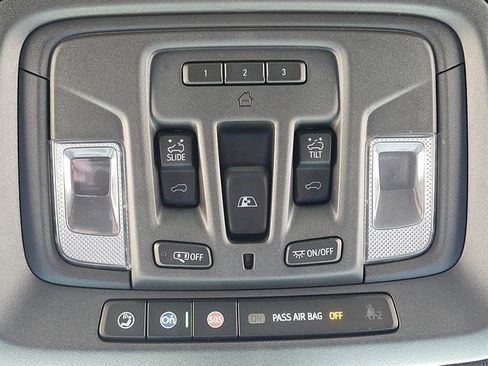 Used 2021 Chevrolet Silverado 2500 High Country w/ Z71 Off-Road Package image 52