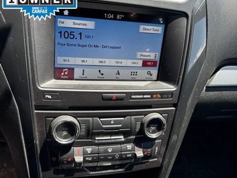 Used 2018 Ford Explorer XLT w/ Equipment Group 202A AWD/4WD image 14