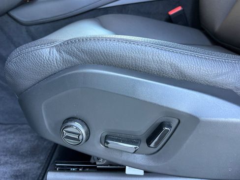 Used 2025 Volvo XC90 B6 Ultra image 14