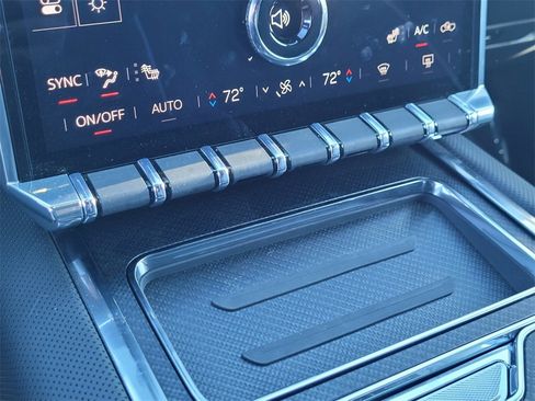 Used 2026 GMC Sierra EV Elevation image 19