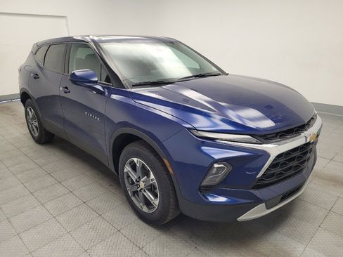 Used 2023 Chevrolet Blazer LT FWD image 13