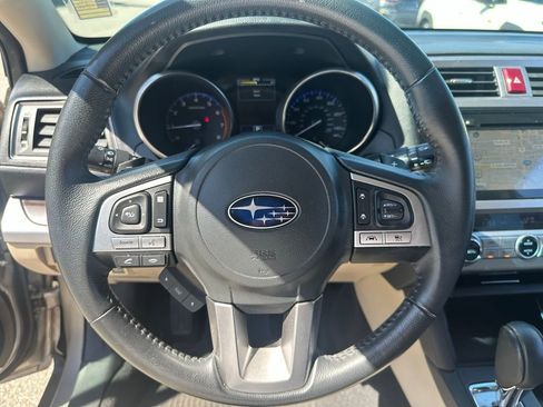 Used 2017 Subaru Outback 2.5i Limited image 27