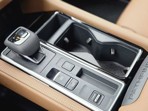 New 2026 Nissan Pathfinder Platinum w/ Cargo Package image 26