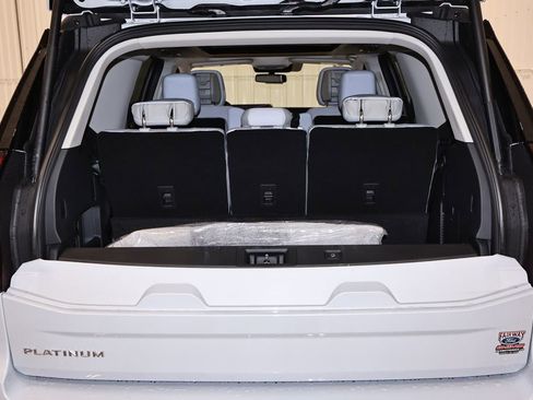New 2026 Ford Expedition Platinum AWD/4WD image 40