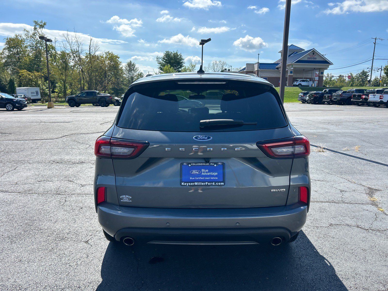 Used 2023 Ford Escape ST-Line AWD/4WD image 12