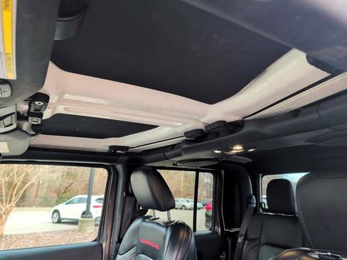 Used 2021 Jeep Gladiator Rubicon image 27