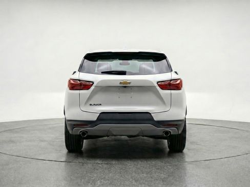 Used 2025 Chevrolet Blazer LT FWD image 7