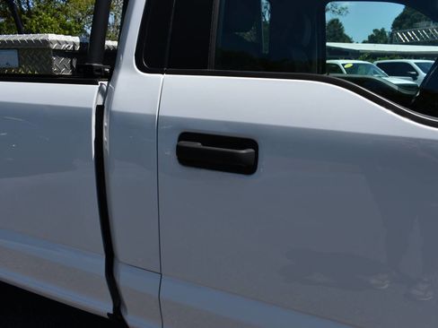 Used 2018 Ford F250 XL w/ Power Equipment Group RWD image 34