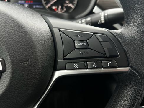 Used 2024 Nissan Altima 2.5 SV image 20