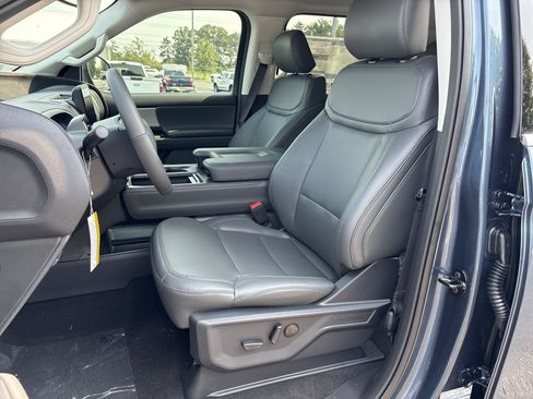 New 2027 Ford Expedition Active RWD image 14